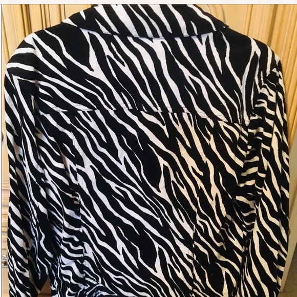 Zebra print super fun jacket size 1X - Picture 4 of 7